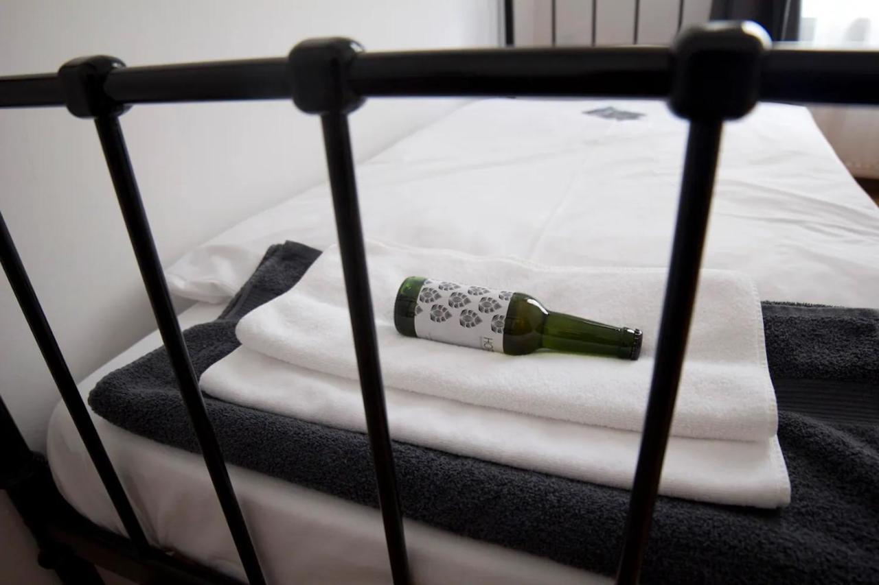 ブダペストBed'N'Beerアパートメント エクステリア 写真