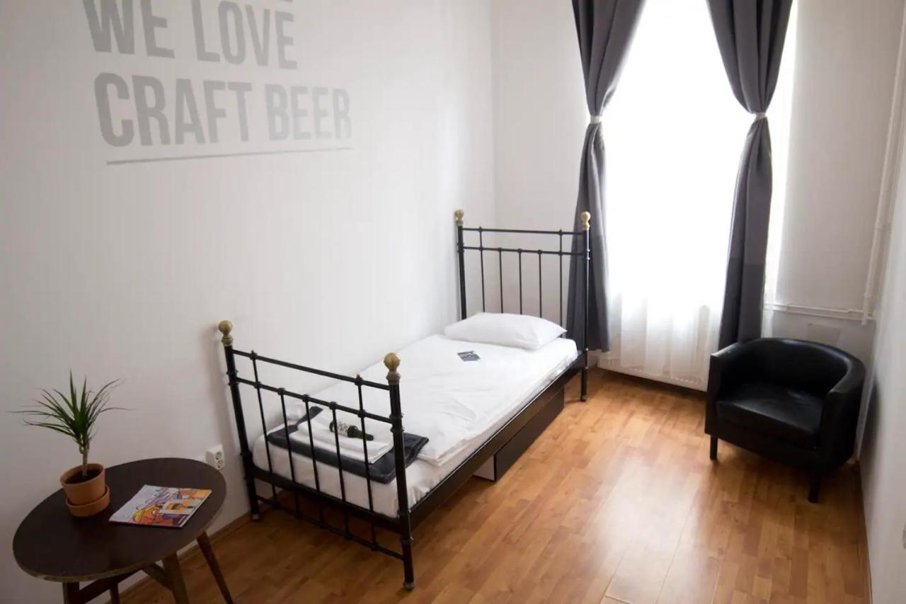ブダペストBed'N'Beerアパートメント エクステリア 写真